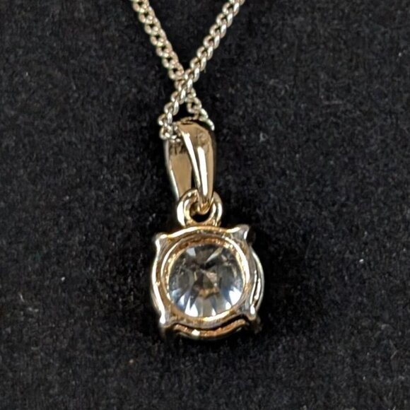 Dainty White Stone Pendant Necklace - Picture 4 of 6